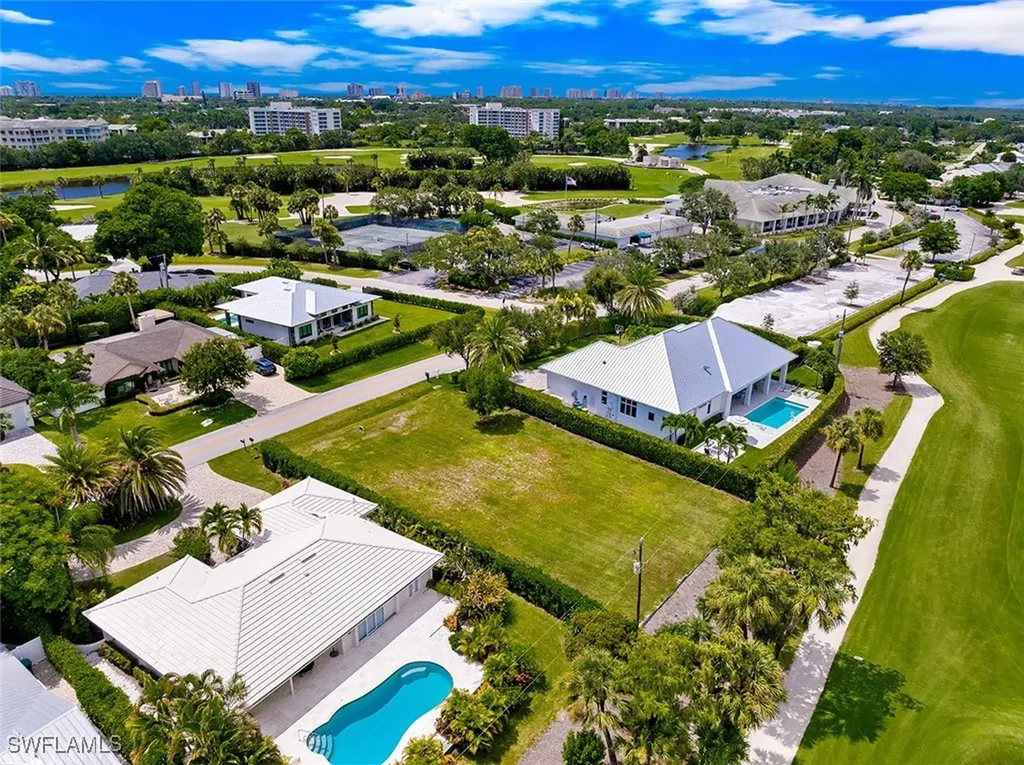 162 Burning Tree Drive Naples FL 34105