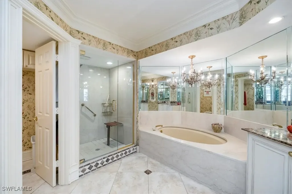 4251 Gulf Shore Boulevard N Naples FL 34103