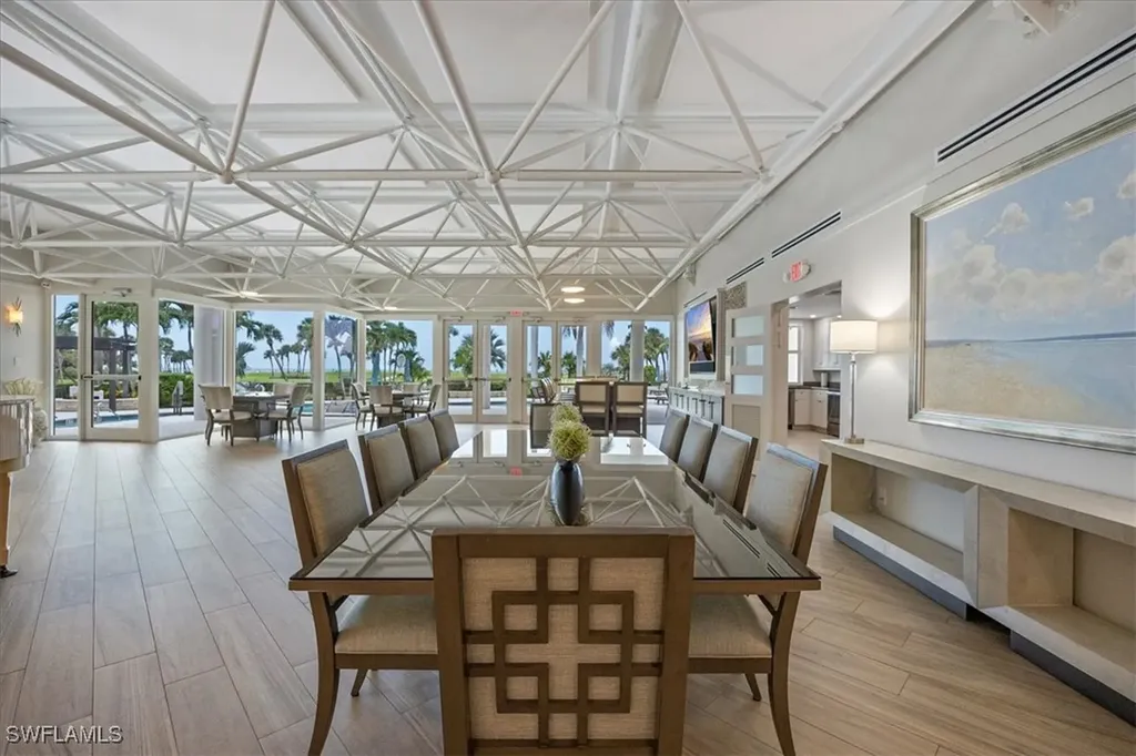 4251 Gulf Shore Boulevard N Naples FL 34103