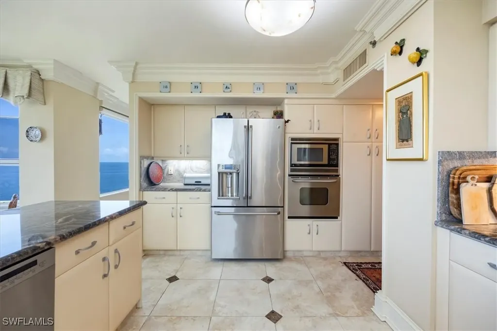 4251 Gulf Shore Boulevard N Naples FL 34103