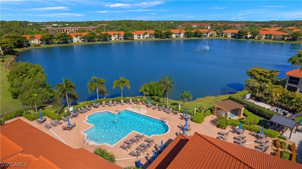 6910 Huntington Lakes Circle Naples FL 34119