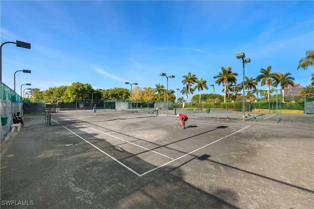 6910 Huntington Lakes Circle Naples FL 34119