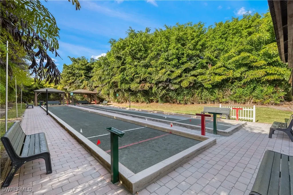 6910 Huntington Lakes Circle Naples FL 34119