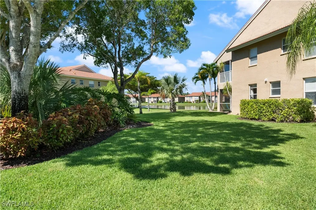 6910 Huntington Lakes Circle Naples FL 34119