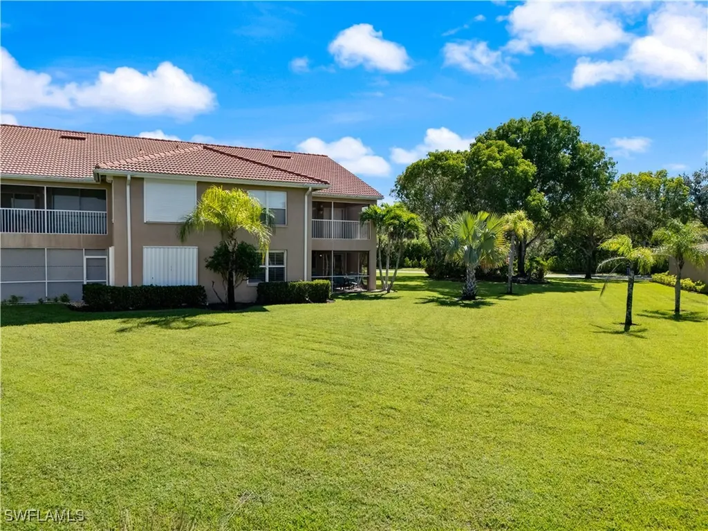 6910 Huntington Lakes Circle Naples FL 34119