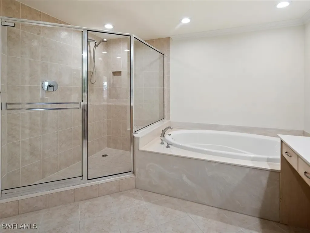 1060 Borghese Lane Naples FL 34114