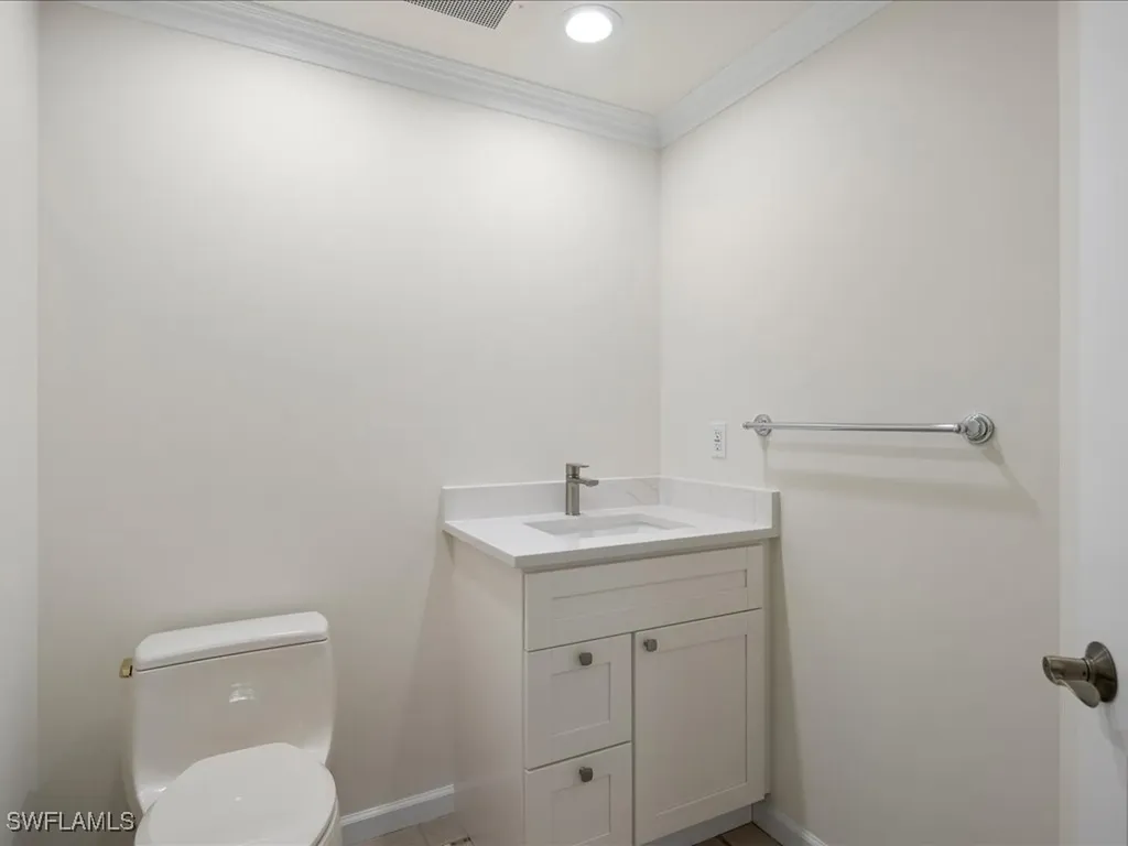 1060 Borghese Lane Naples FL 34114