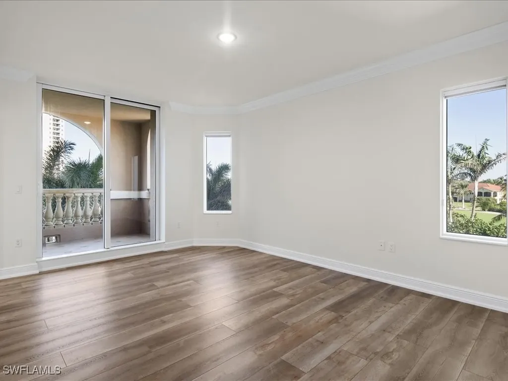 1060 Borghese Lane Naples FL 34114