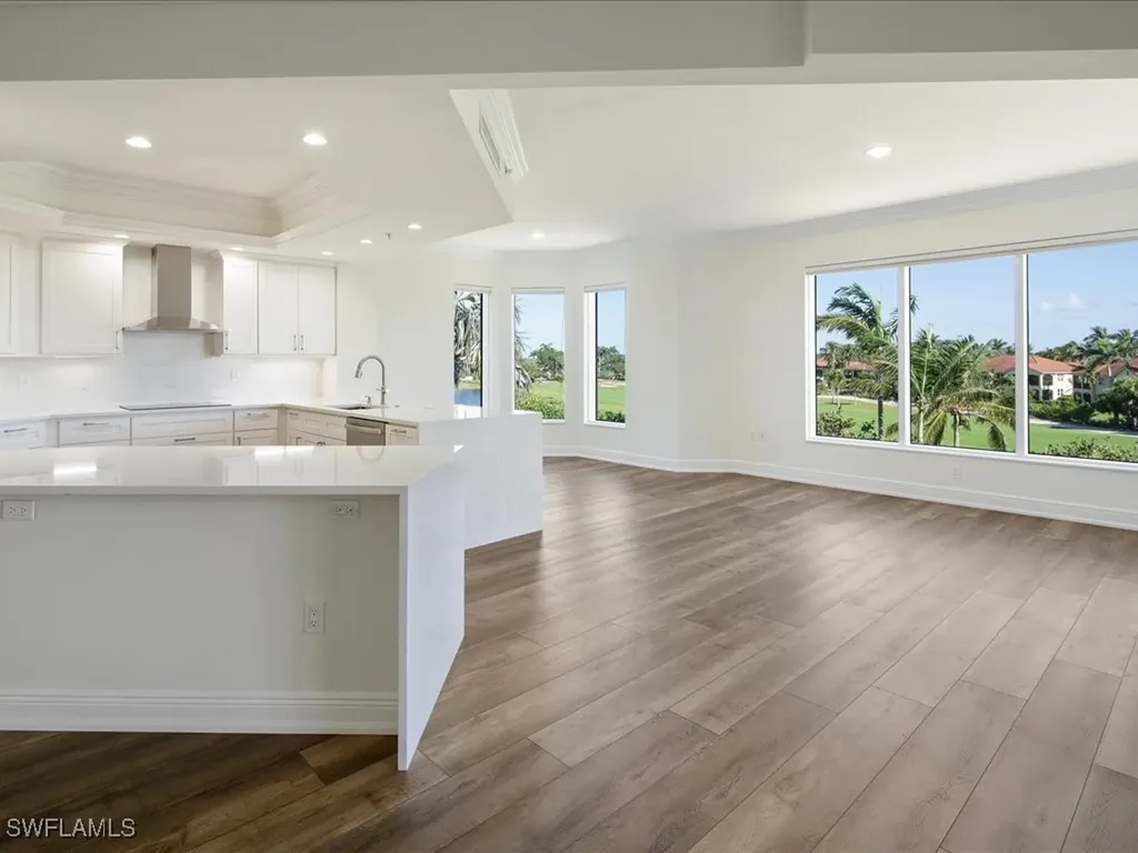 1060 Borghese Lane Naples FL 34114