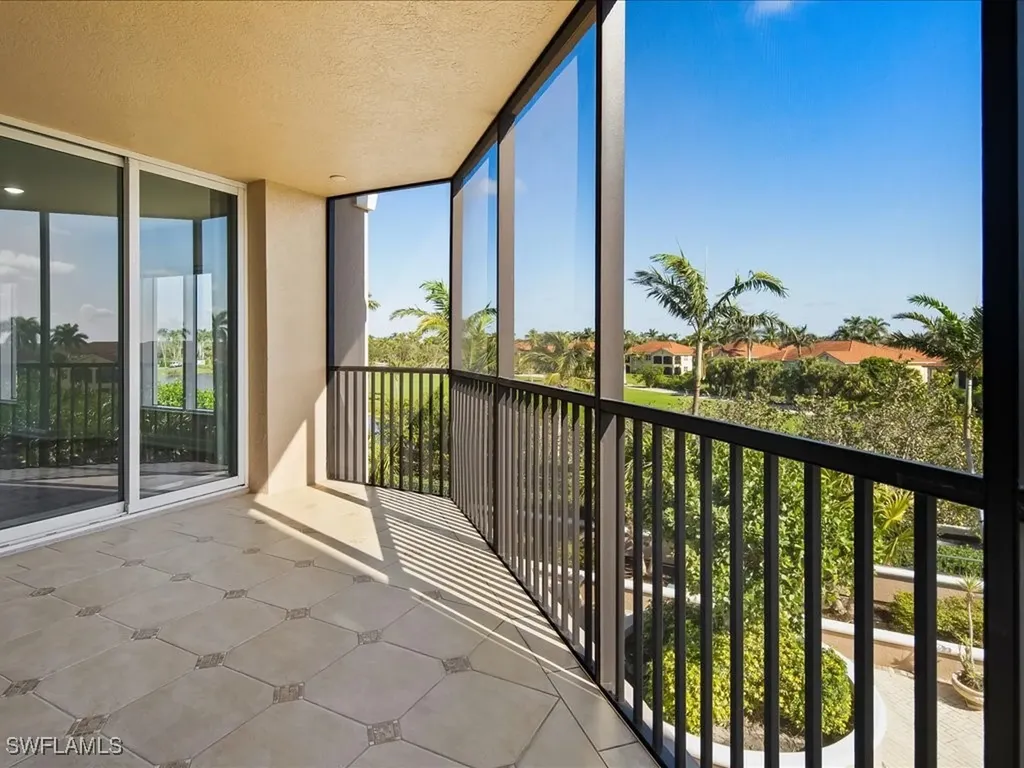 1060 Borghese Lane Naples FL 34114