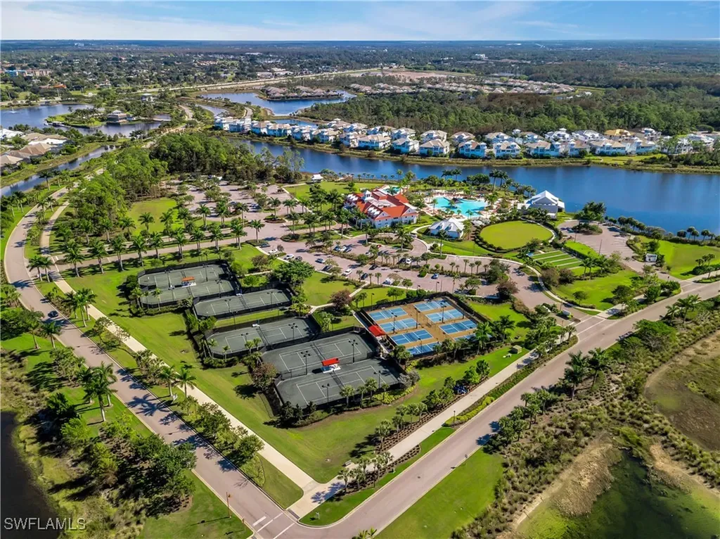 6283 Arriba Avenue Naples FL 34113