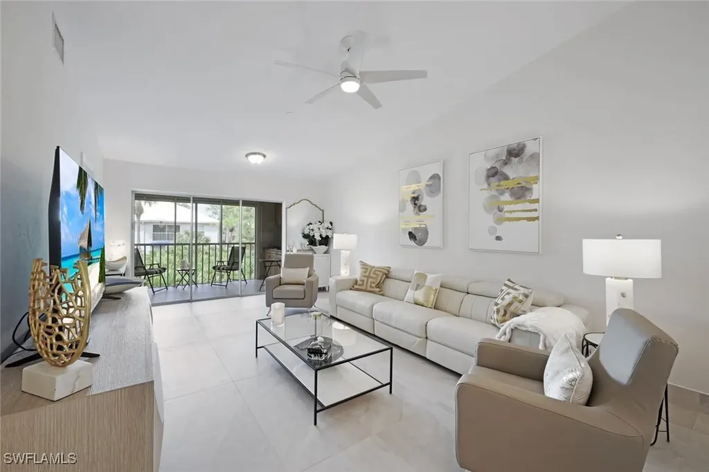 881 Gulf Pavilion Drive Naples FL 34108