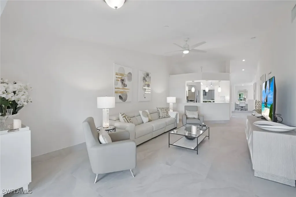 881 Gulf Pavilion Drive Naples FL 34108
