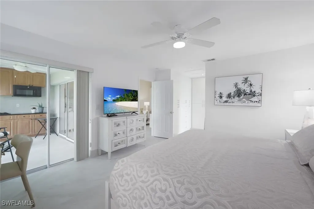 881 Gulf Pavilion Drive Naples FL 34108