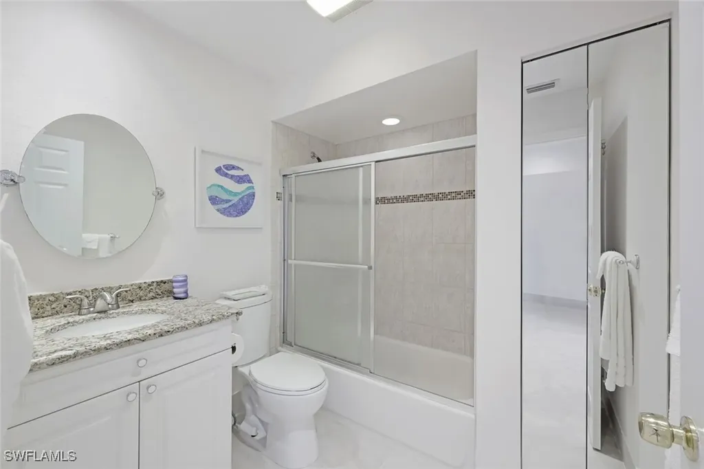 881 Gulf Pavilion Drive Naples FL 34108