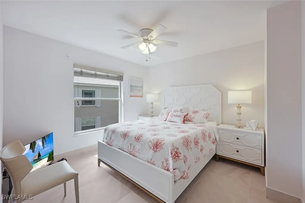 881 Gulf Pavilion Drive Naples FL 34108