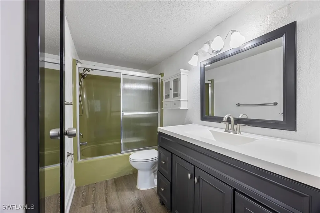 3706 Broadway Fort Myers FL 33901