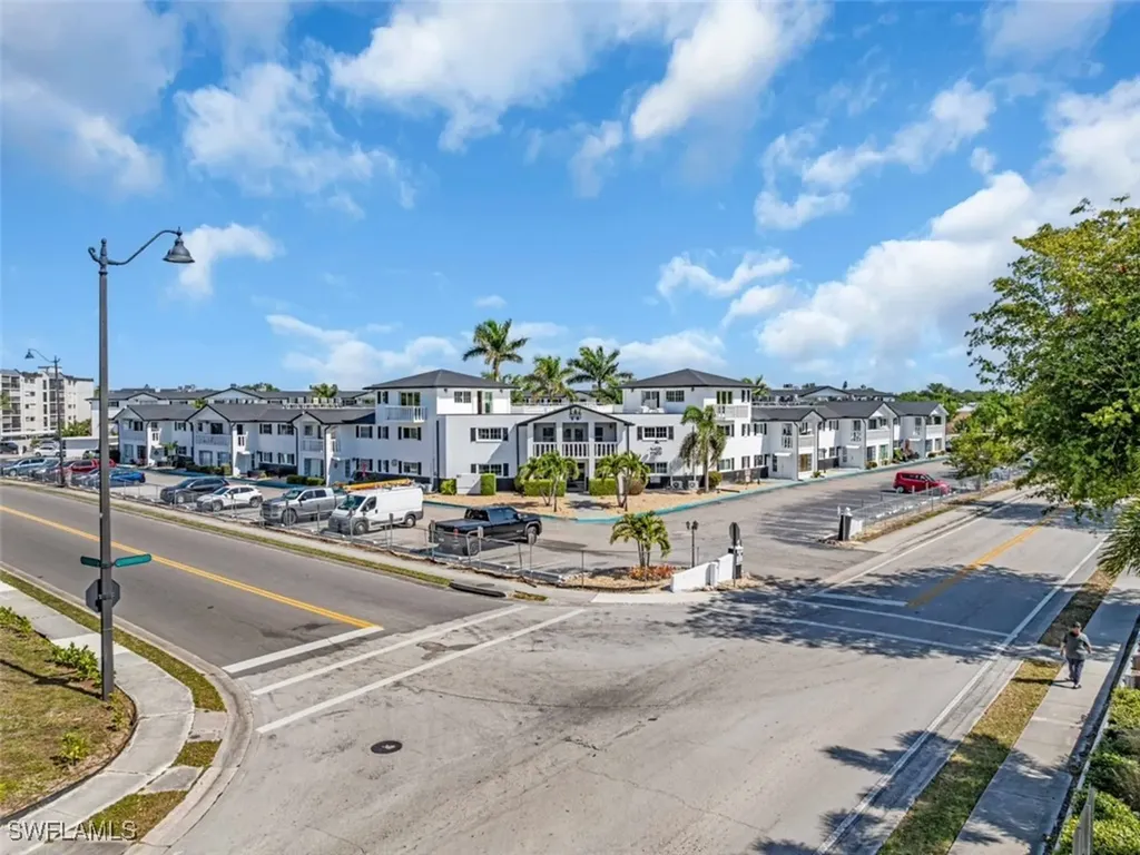 3706 Broadway Fort Myers FL 33901