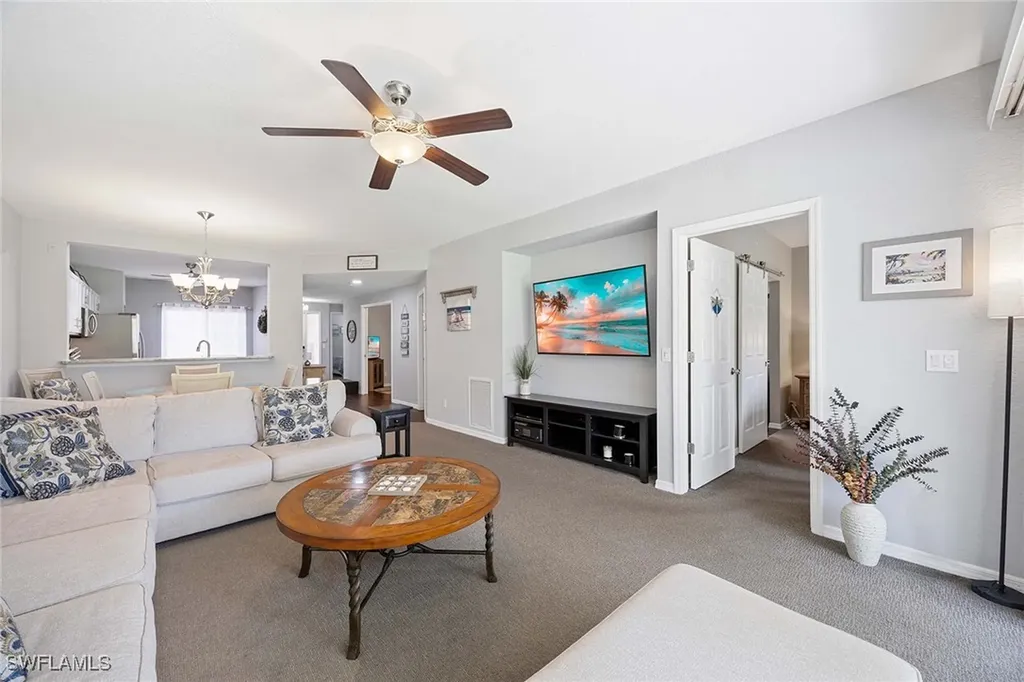 9060 Michael Circle Naples FL 34113