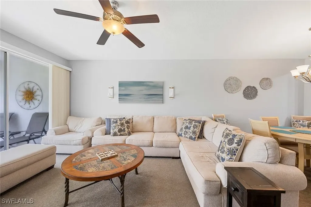 9060 Michael Circle Naples FL 34113