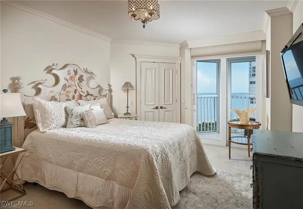 4041 Gulf Shore Boulevard N Naples FL 34103