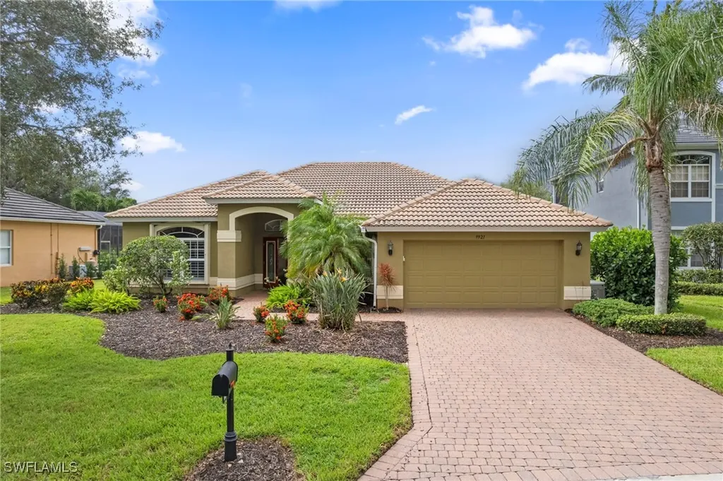 Estero FL, 9921 Rookery Circle