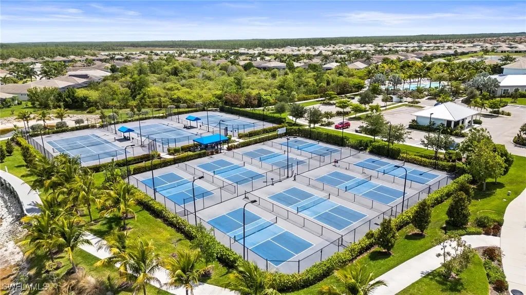 28041 Captiva Shell Loop Bonita Springs FL 34135