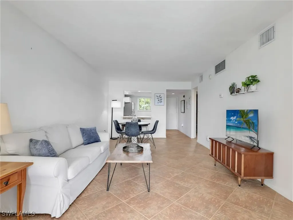 1004 Manatee Road Naples FL 34114