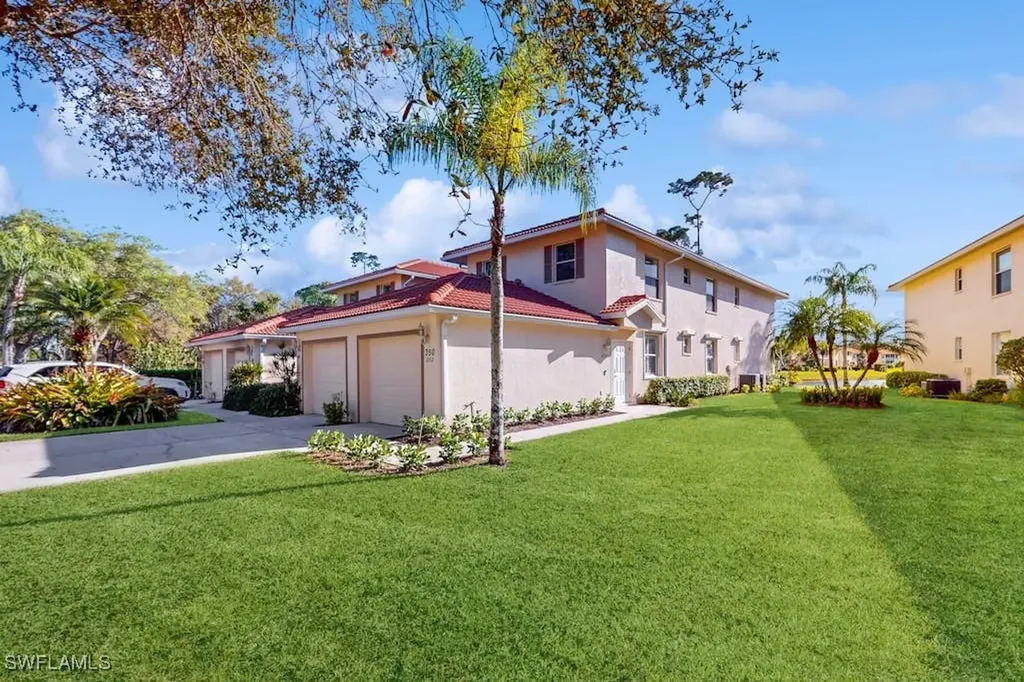 350 Robin Hood Circle Naples FL 34104