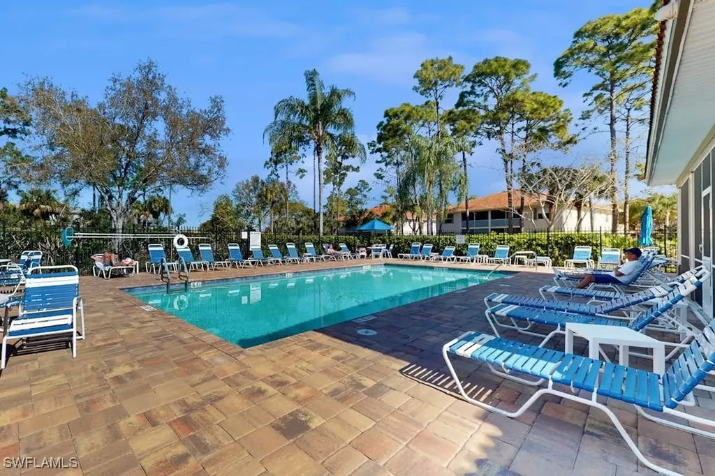 350 Robin Hood Circle Naples FL 34104