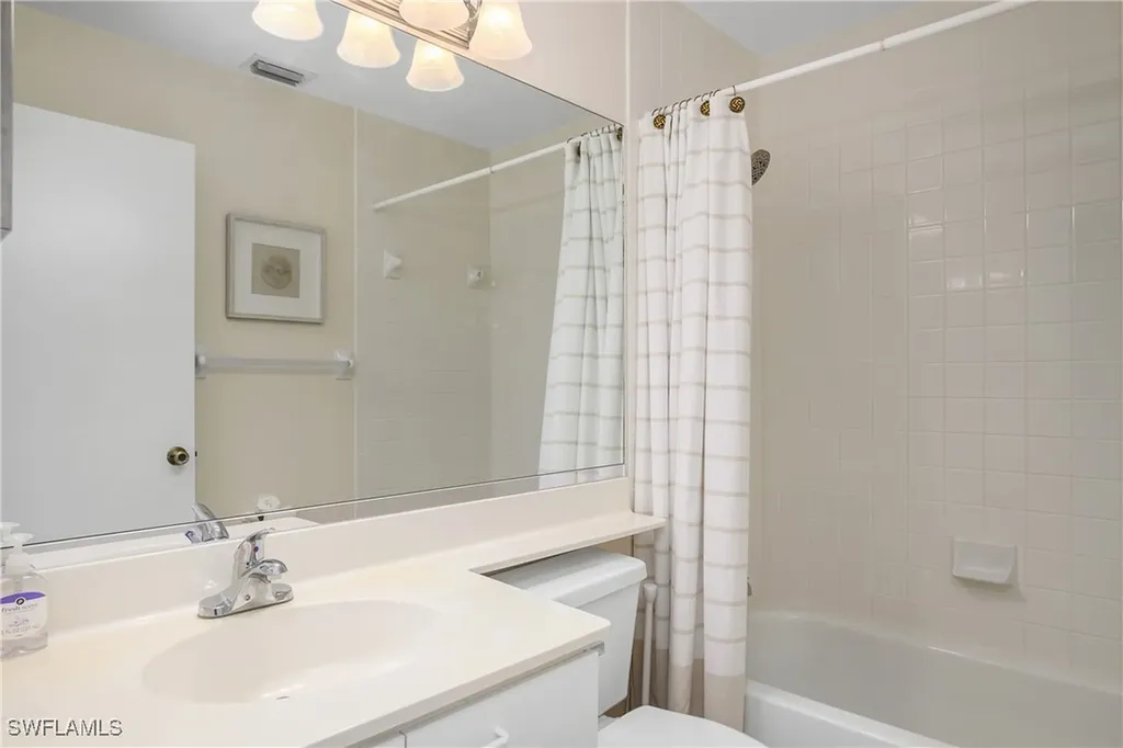7754 Emerald Circle Naples FL 34109
