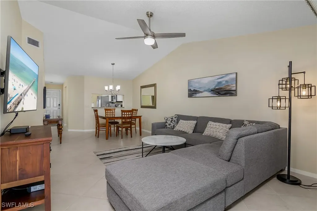 7754 Emerald Circle Naples FL 34109