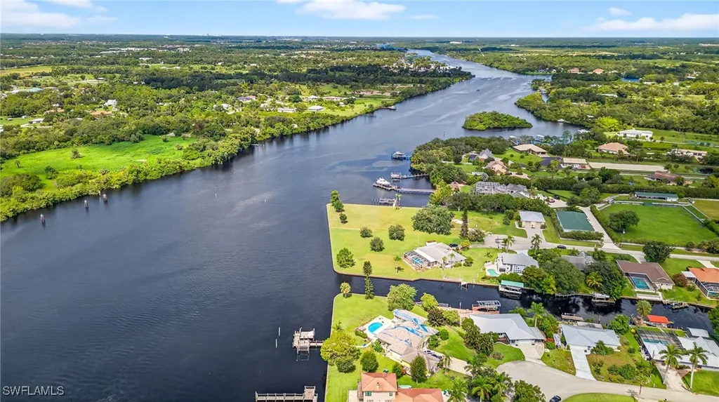 18071 Traverse Drive Alva FL 33920