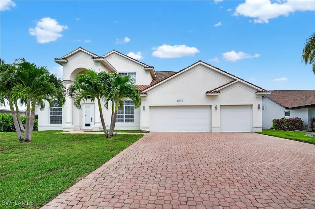 1917 SW 51st Street Cape Coral FL 33914