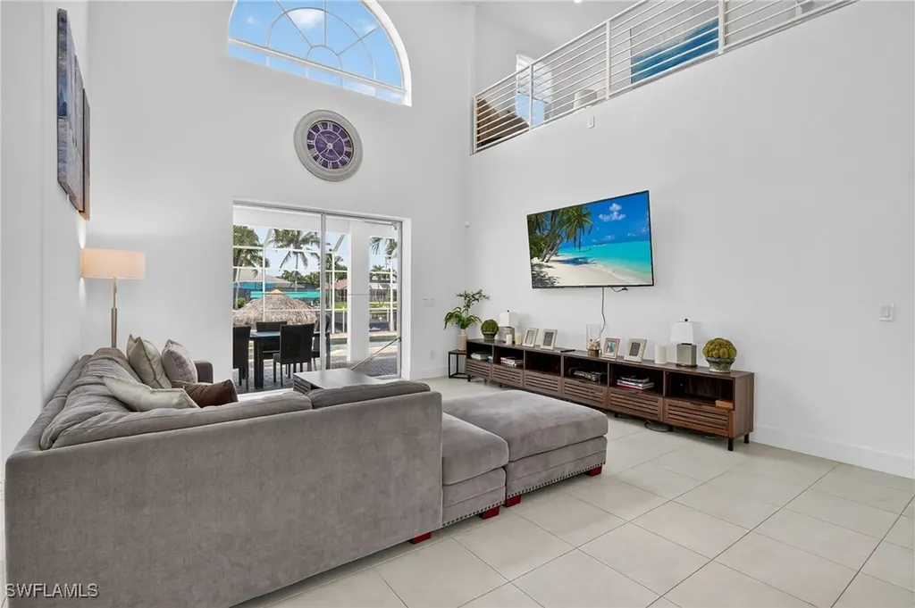 1917 SW 51st Street Cape Coral FL 33914