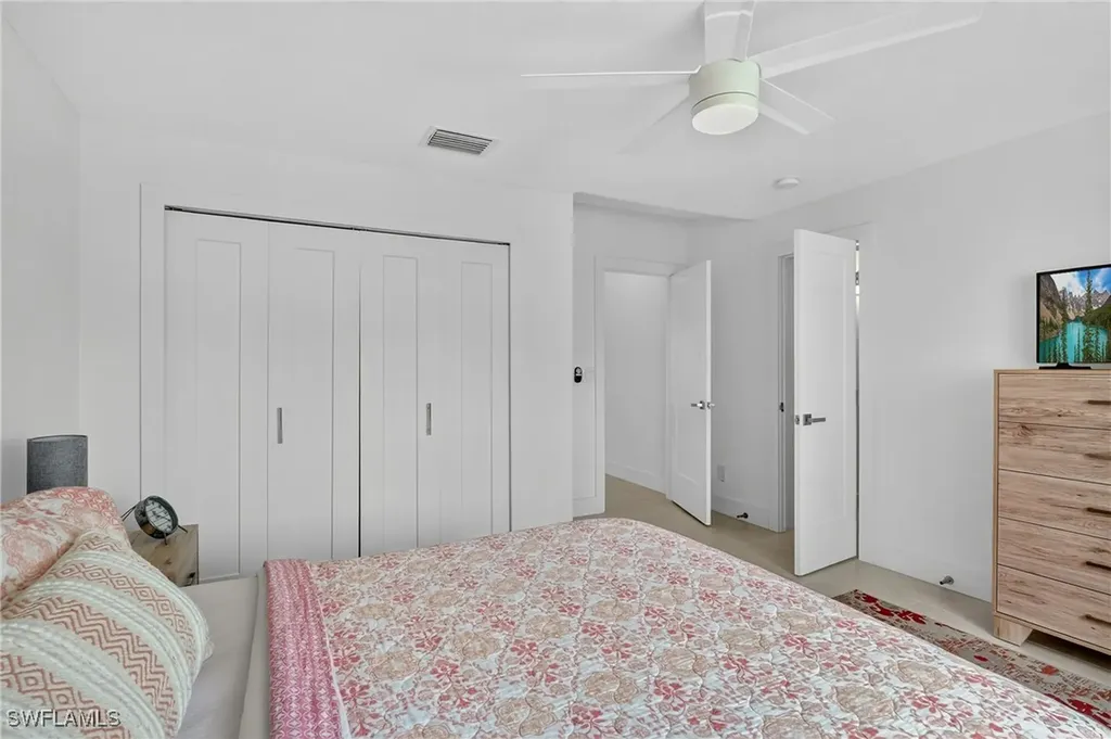 1917 SW 51st Street Cape Coral FL 33914