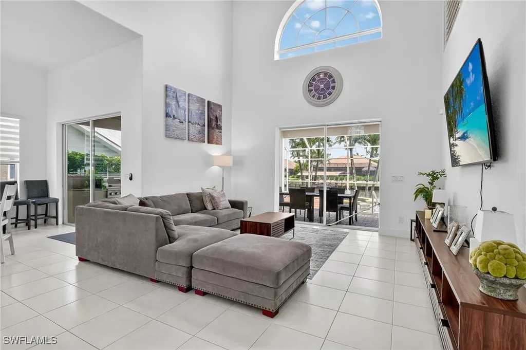 1917 SW 51st Street Cape Coral FL 33914
