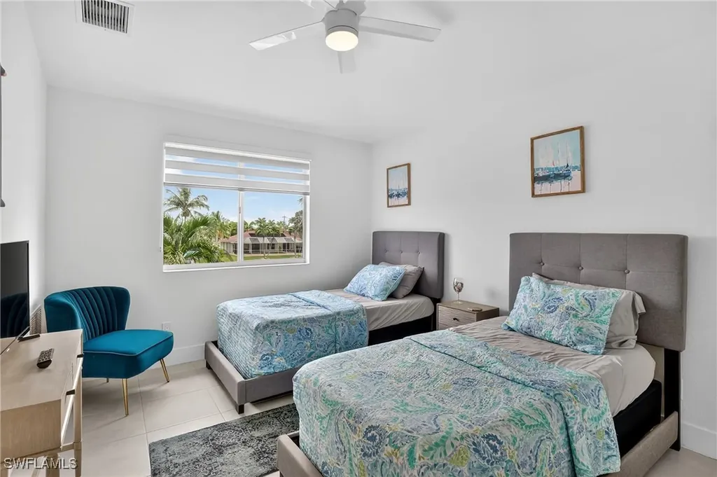 1917 SW 51st Street Cape Coral FL 33914