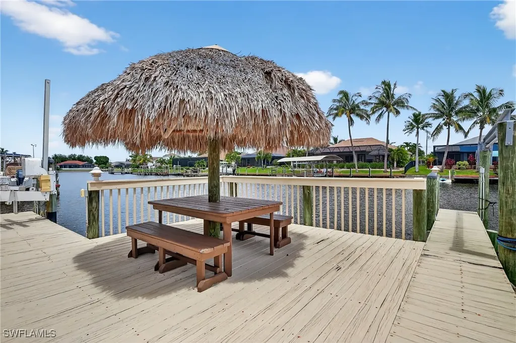 1917 SW 51st Street Cape Coral FL 33914