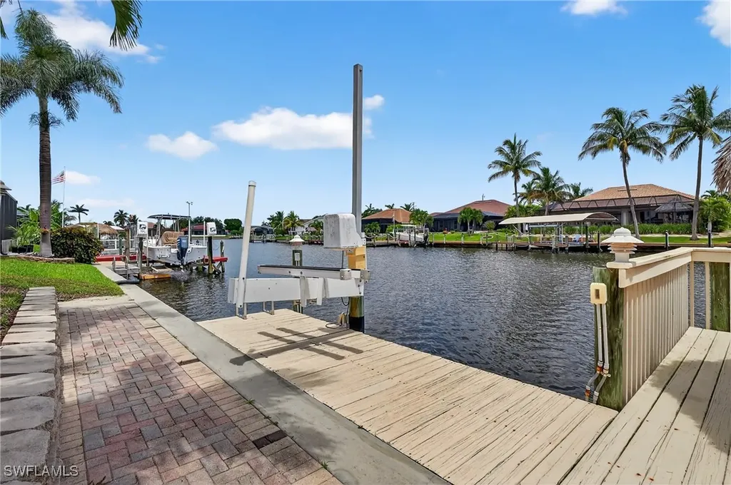 1917 SW 51st Street Cape Coral FL 33914