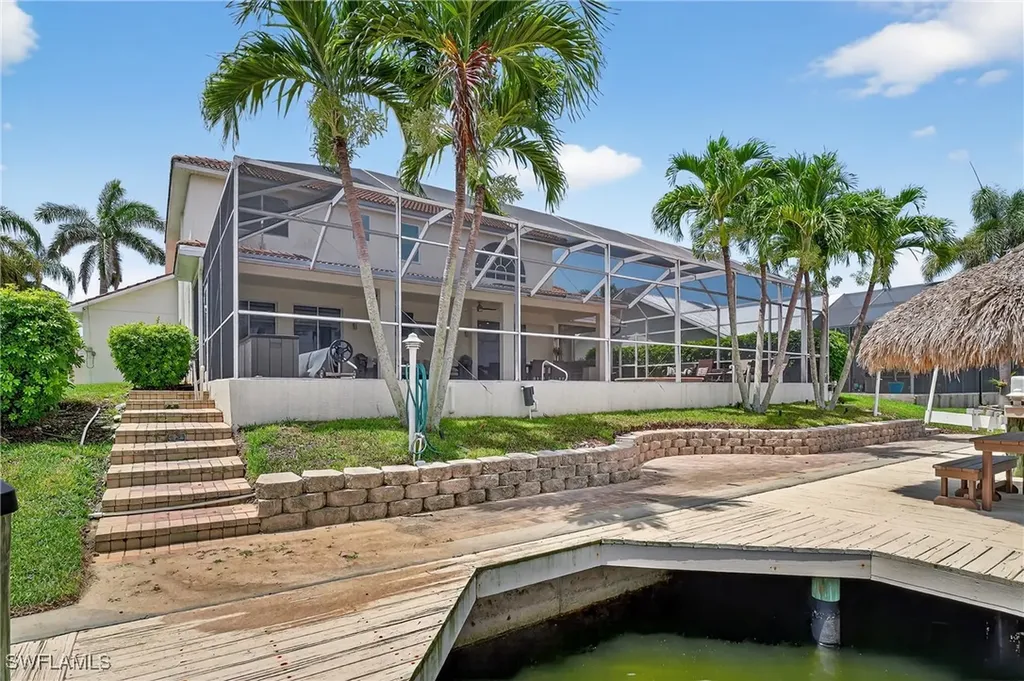 1917 SW 51st Street Cape Coral FL 33914