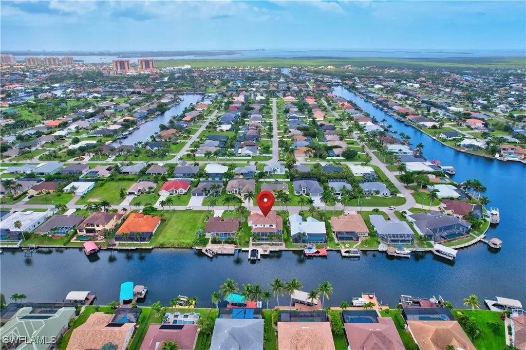 1917 SW 51st Street Cape Coral FL 33914