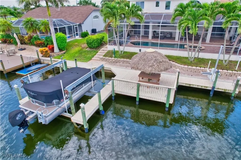 1917 SW 51st Street Cape Coral FL 33914