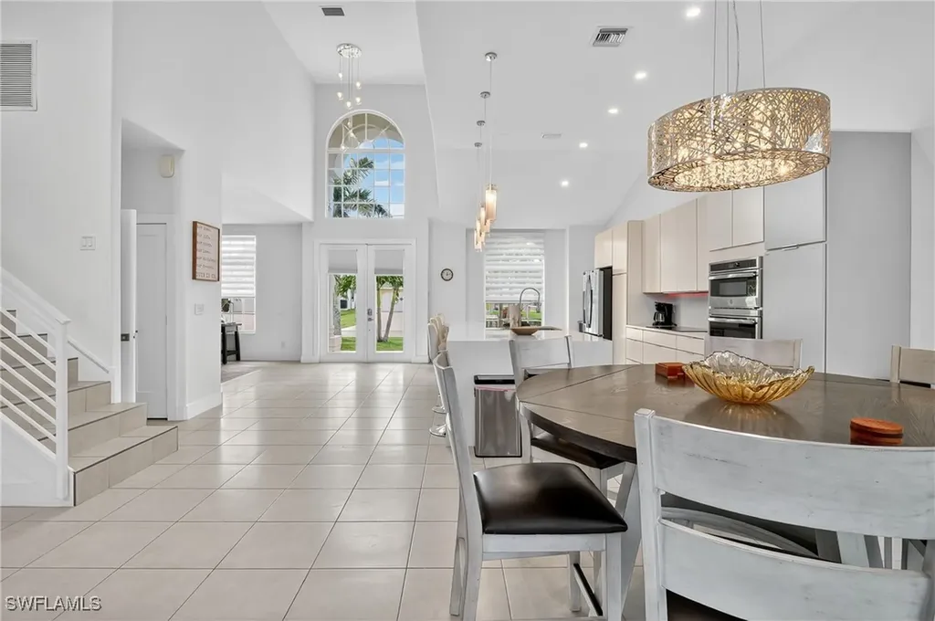 1917 SW 51st Street Cape Coral FL 33914