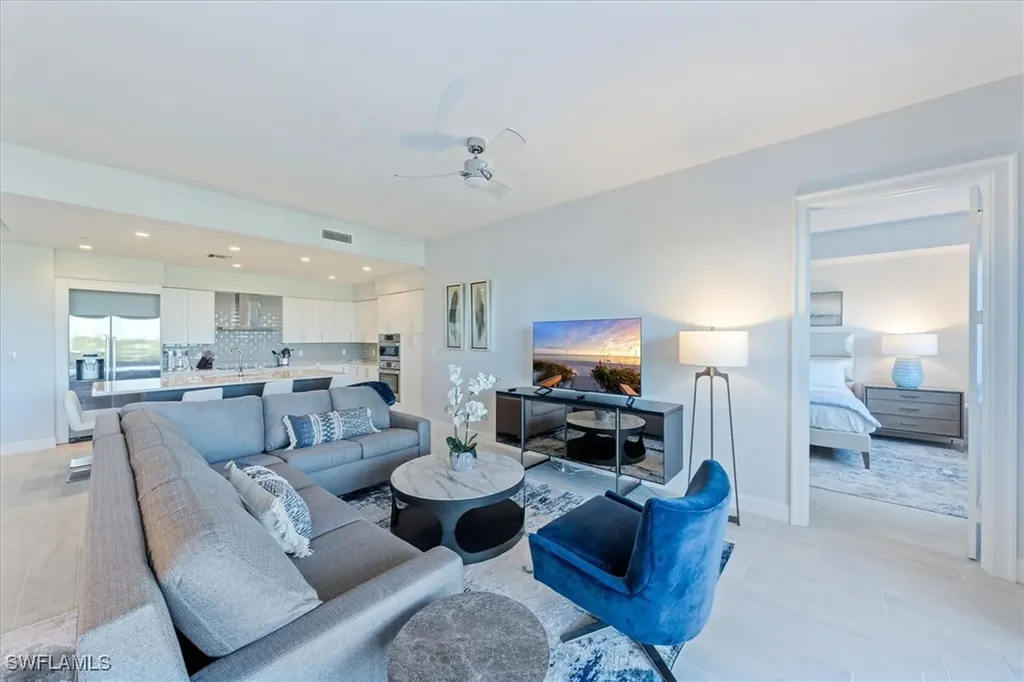 1115 Central Avenue Naples FL 34102