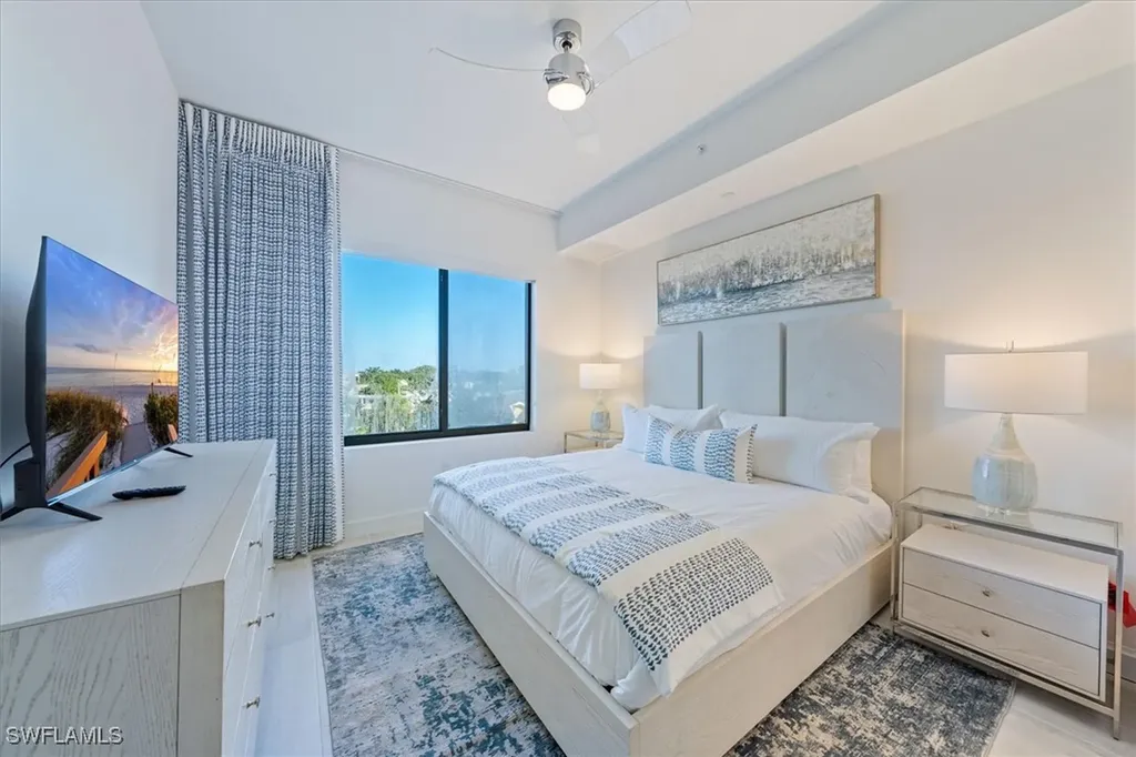 1115 Central Avenue Naples FL 34102