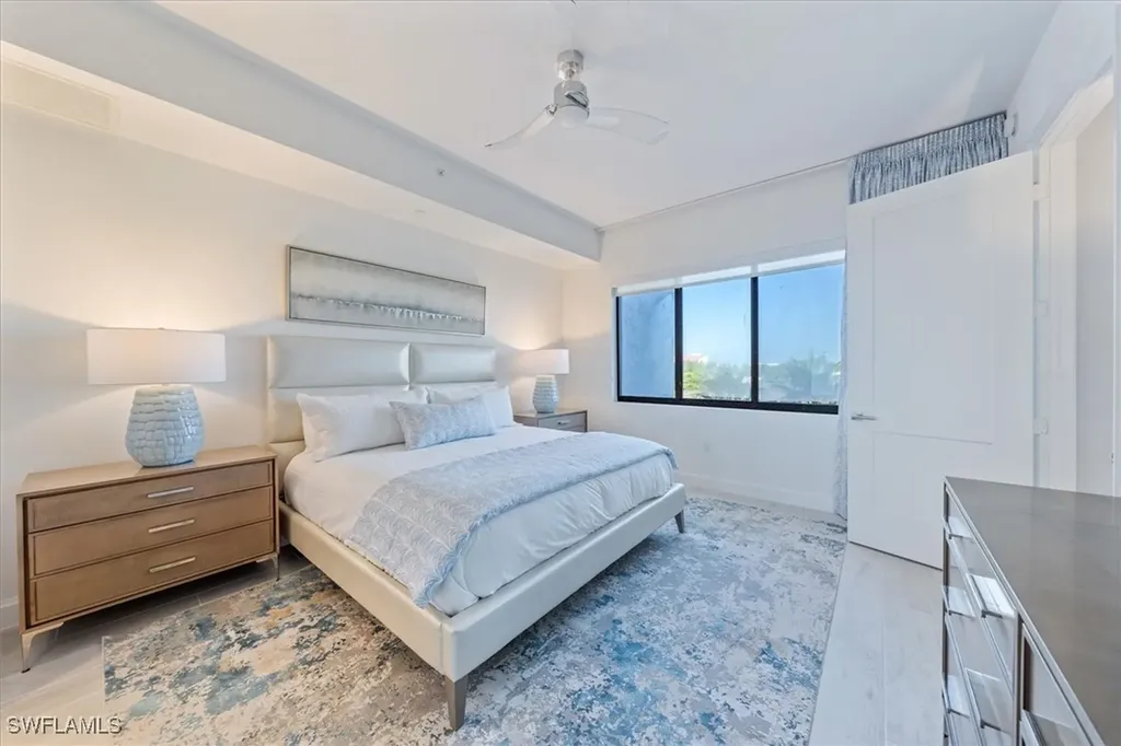 1115 Central Avenue Naples FL 34102