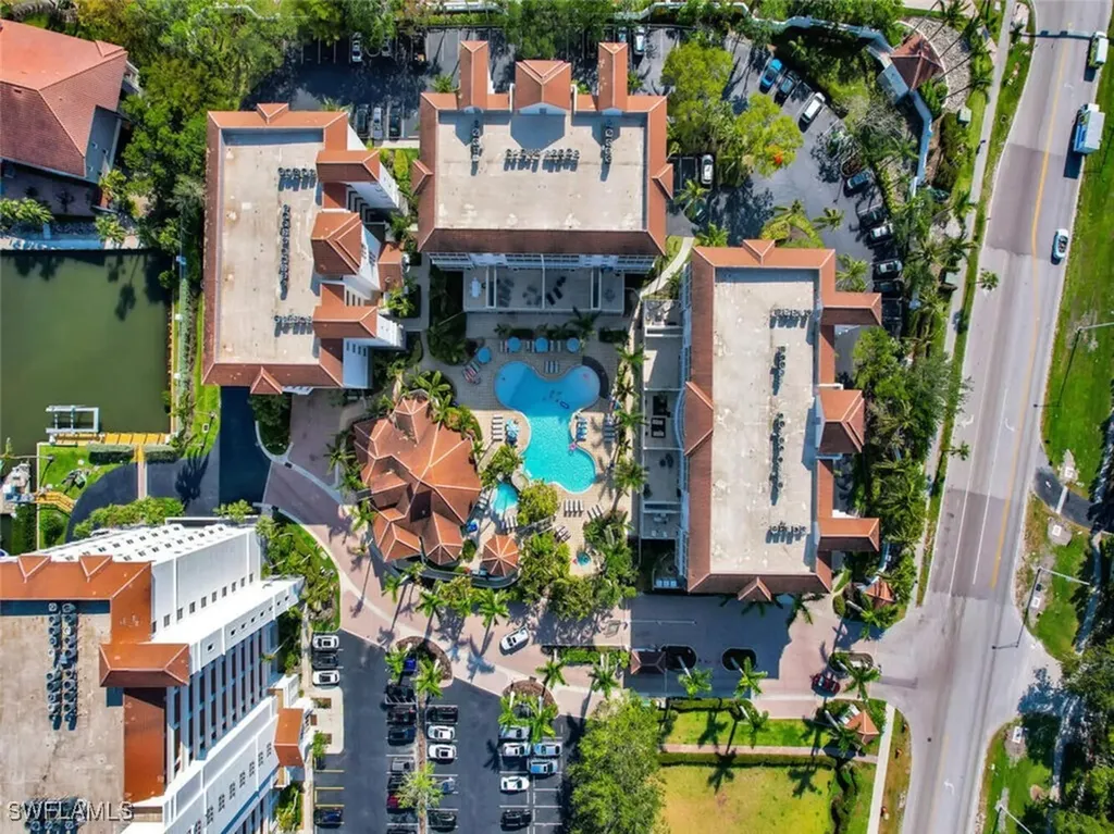 450 Launch Circle Naples FL 34108