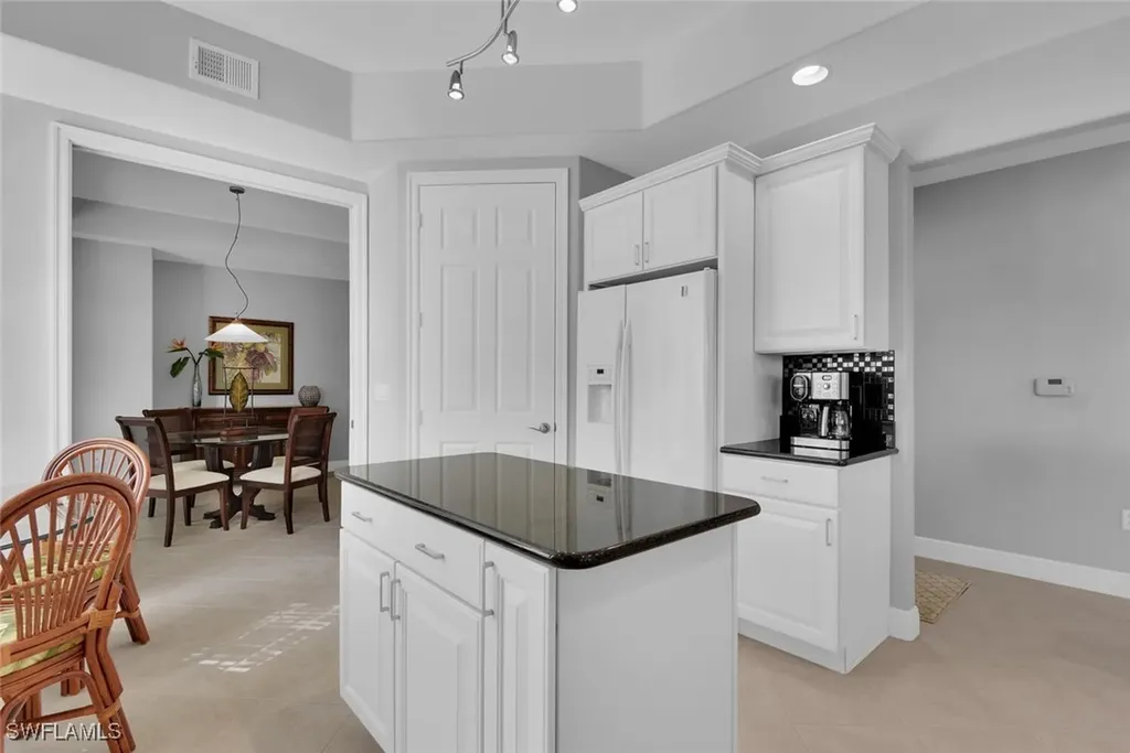 6413 Legacy Circle Naples FL 34113