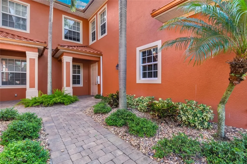 6413 Legacy Circle Naples FL 34113